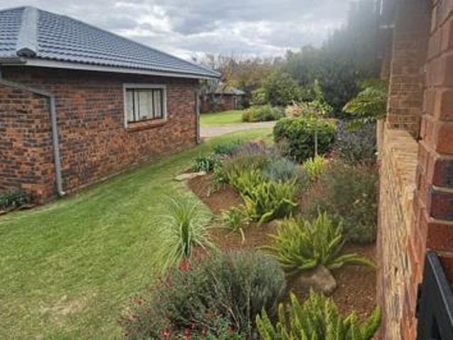 4 Bedroom House in Vaal Marina