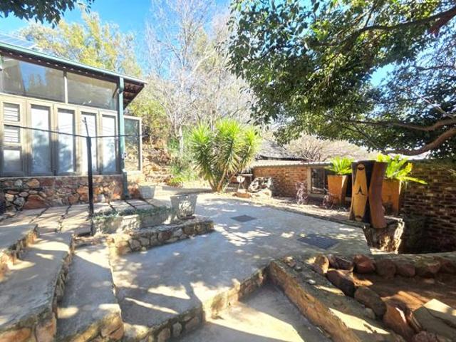 4 Bedroom House in Vaaloewer