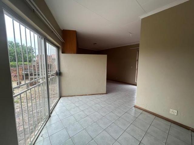 4 Bedroom House in Vaalpark