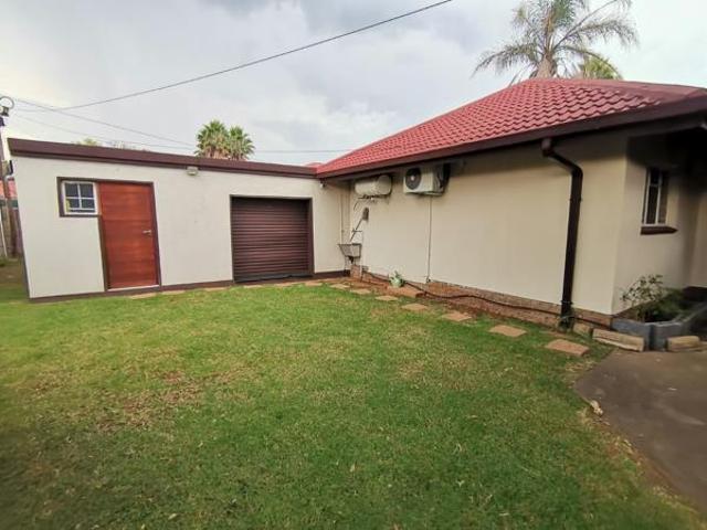 4 Bedroom House in Vaalpark