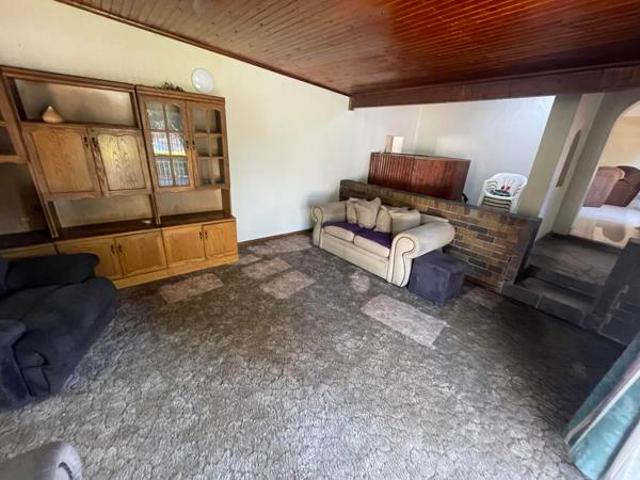 4 Bedroom House in Valhalla
