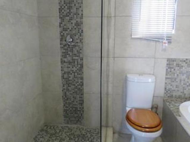 4 Bedroom House in Valhalla