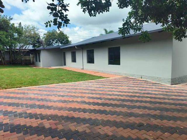 4 Bedroom House in Valhalla