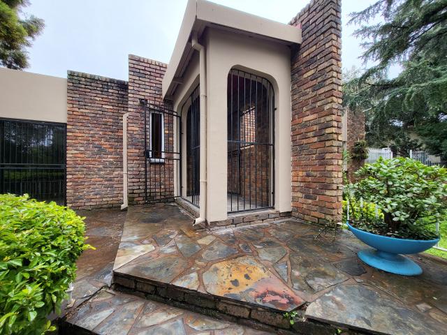 4 Bedroom House in Valhalla