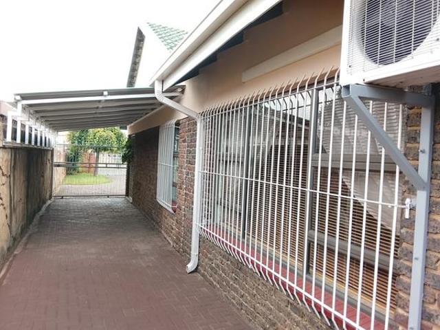 4 Bedroom House in Vanderbijlpark CE