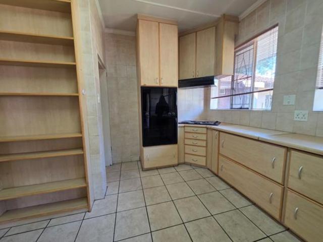 4 Bedroom House in Vanderbijlpark CW