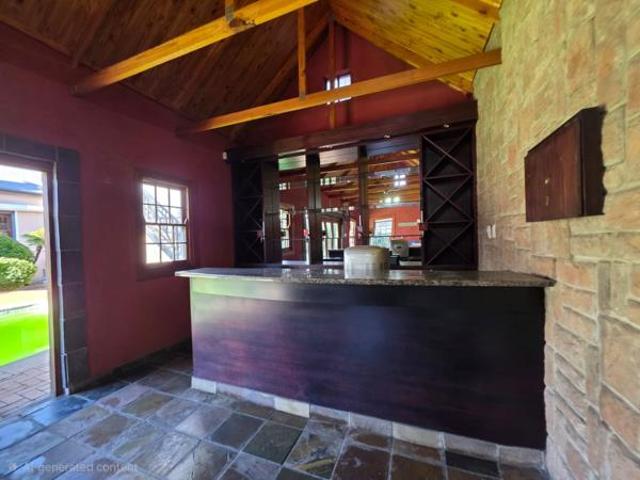 4 Bedroom House in Vanderbijlpark SE4