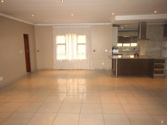 4 Bedroom House in Vanderbijlpark SE8
