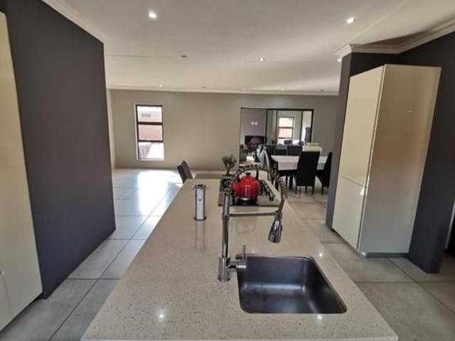 4 Bedroom House in Vanderbijlpark SE8