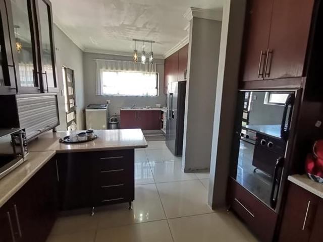 4 Bedroom House in Vanderbijlpark SE8