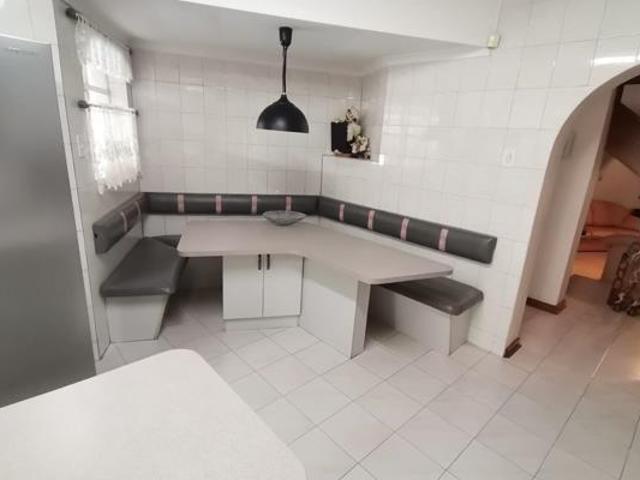 4 Bedroom House in Vanderbijlpark SE3