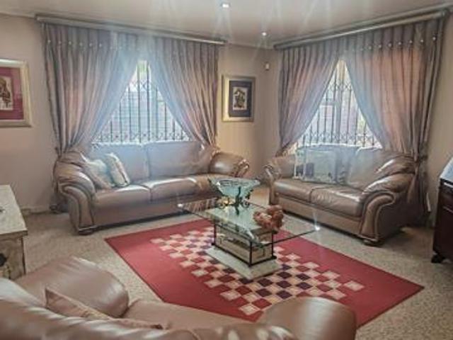 4 Bedroom House in Vanderbijlpark SE3
