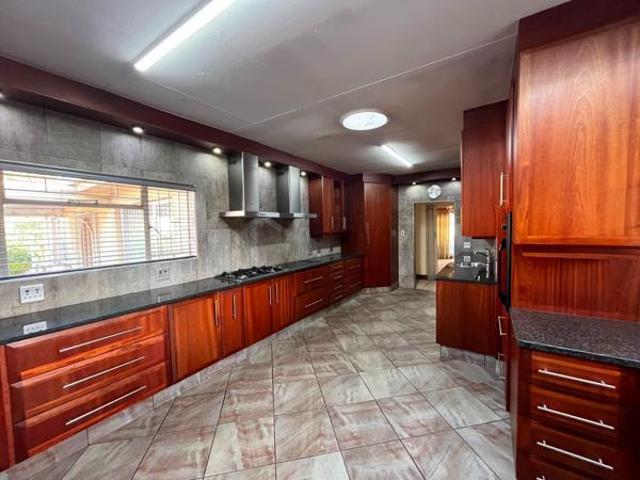 4 Bedroom House in Vanderbijlpark SE