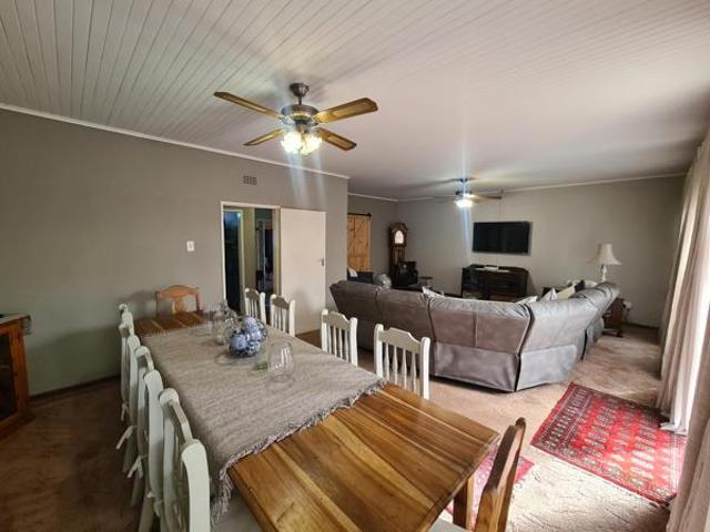 4 Bedroom House in Vanderbijlpark SE