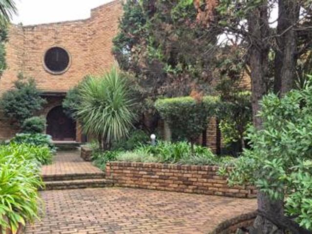 4 Bedroom House in Vanderbijlpark SE