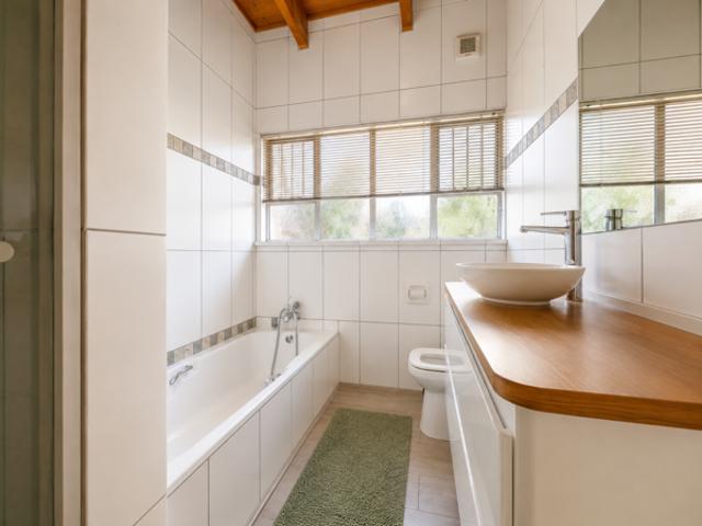 4 Bedroom House in Vanderbijlpark SE
