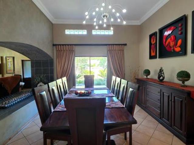 4 Bedroom House in Vanderbijlpark SW5