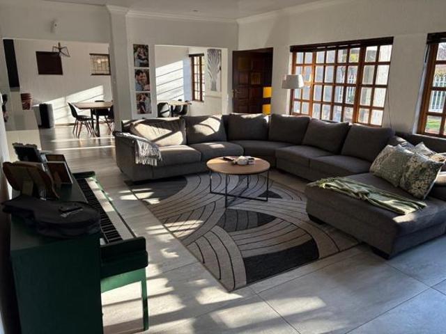 4 Bedroom House in Vanderbijlpark SW1