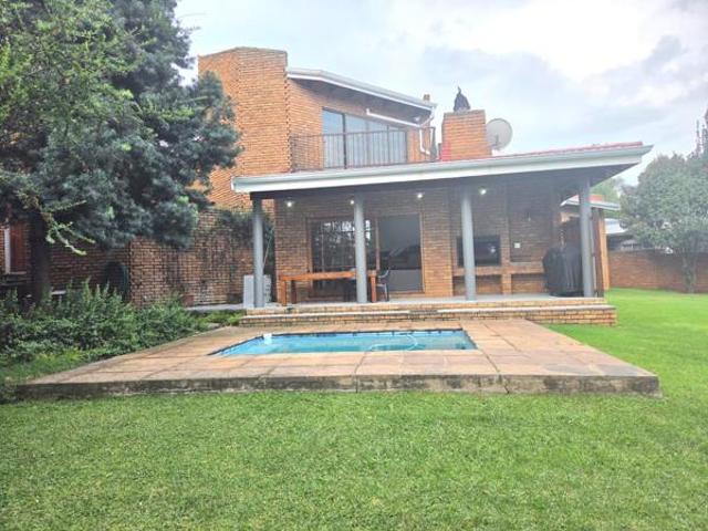4 Bedroom House in Vanderbijlpark SW