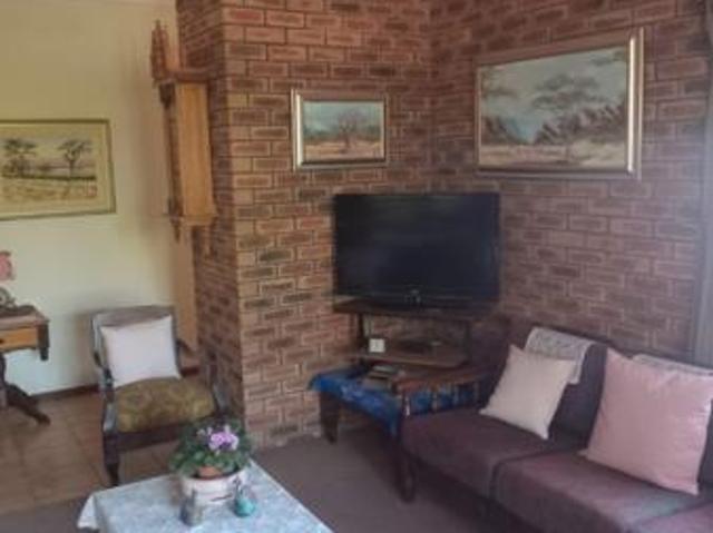 4 Bedroom House in Vanrhynsdorp