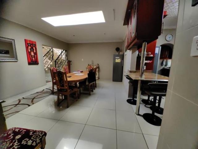 4 Bedroom House in Veld En Vlei