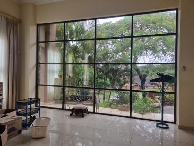 4 Bedroom House in Veld En Vlei