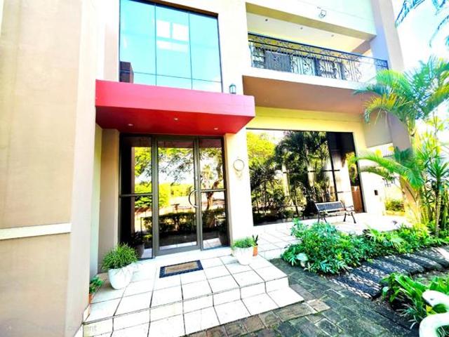 4 Bedroom House in Veld En Vlei