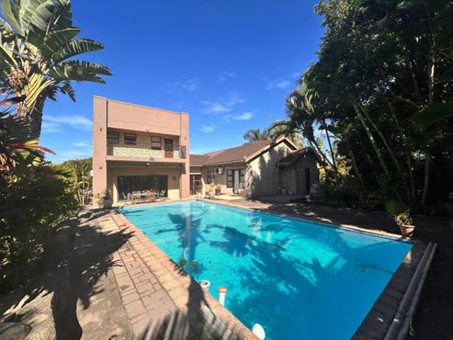 4 Bedroom House in Veld En Vlei