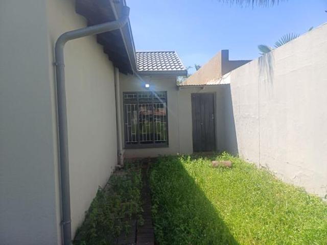 4 Bedroom House in Vereeniging Central