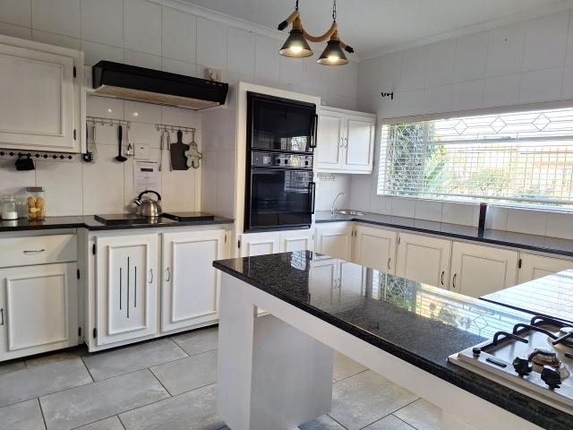 4 Bedroom House in Vrede
