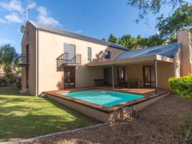 4 Bedroom House in Vygeboom