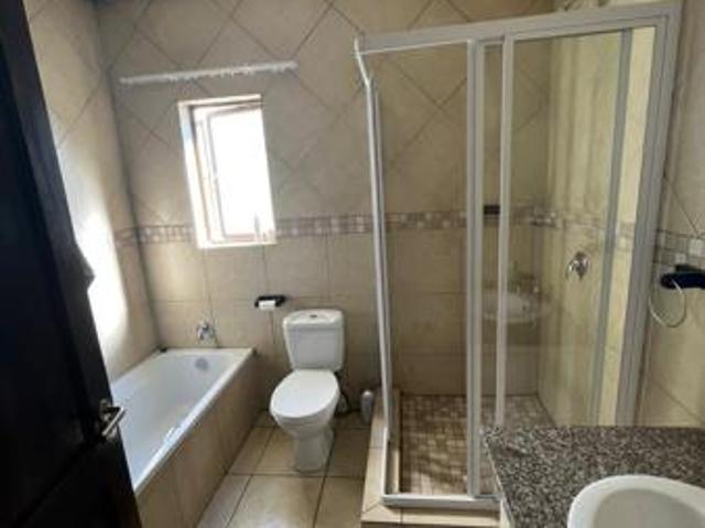 4 Bedroom House in Xanadu Eco Park