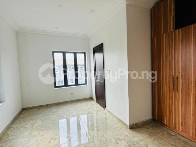 4 Bedroom House in Yaba Lagos | House for sale in yaba | House in yaba | 4 Bedroom | PropertyPro Nigeria