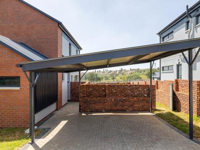 4 Bedroom House in Zandspruit