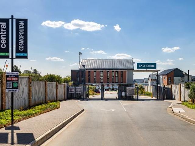 4 Bedroom House in Zandspruit