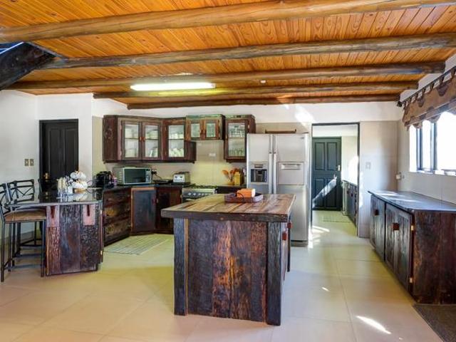 4 Bedroom House in Zebula Golf Estate