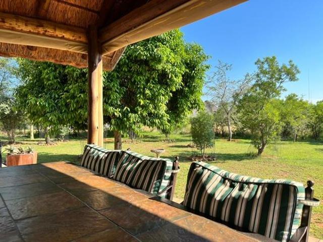 4 Bedroom House in Zebula Golf Estate