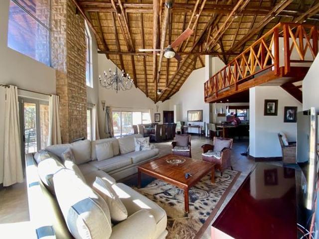 4 Bedroom House in Zebula Golf Estate