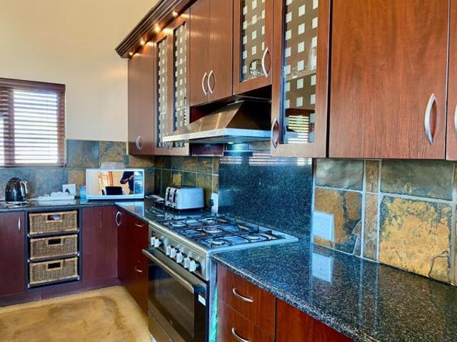 4 Bedroom House in Zebula Golf Estate
