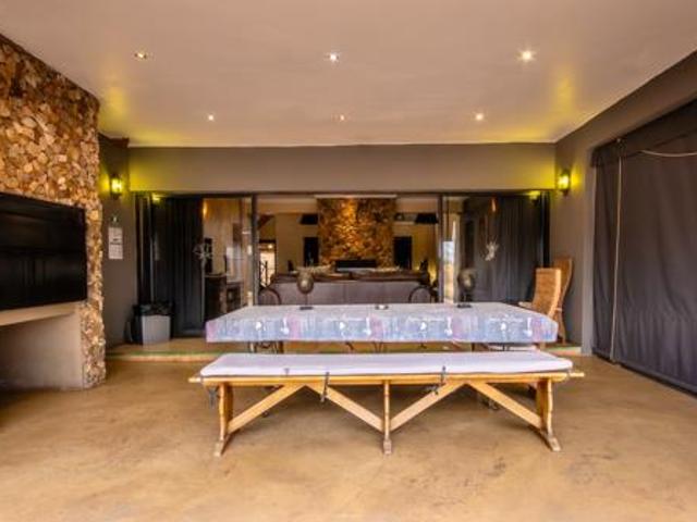 4 Bedroom House in Zebula Golf Estate