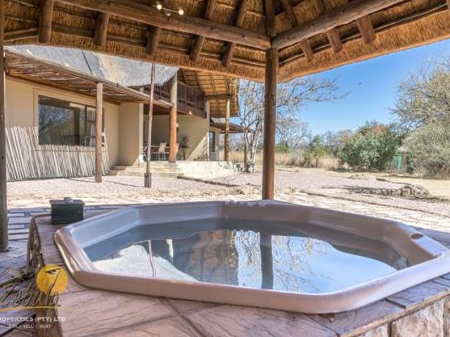 4 Bedroom House in Zebula Golf Estate
