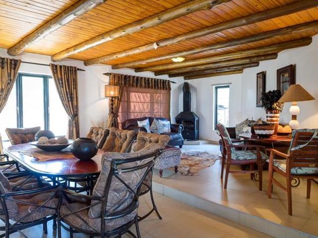 4 Bedroom House in Zebula Golf Estate