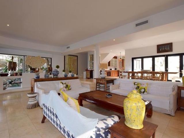 4 Bedroom House in Zimbali Estate