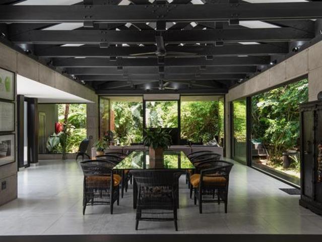 4 Bedroom House in Zimbali Estate