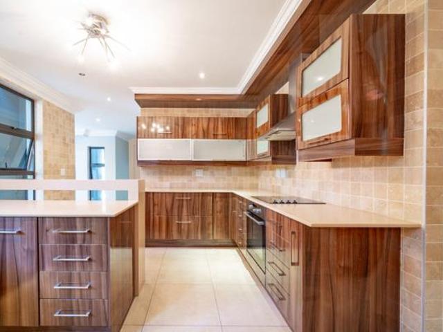 4 Bedroom House in Zimbali Estate