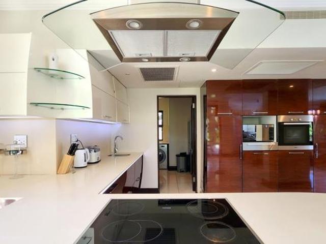 4 Bedroom House in Zimbali Estate