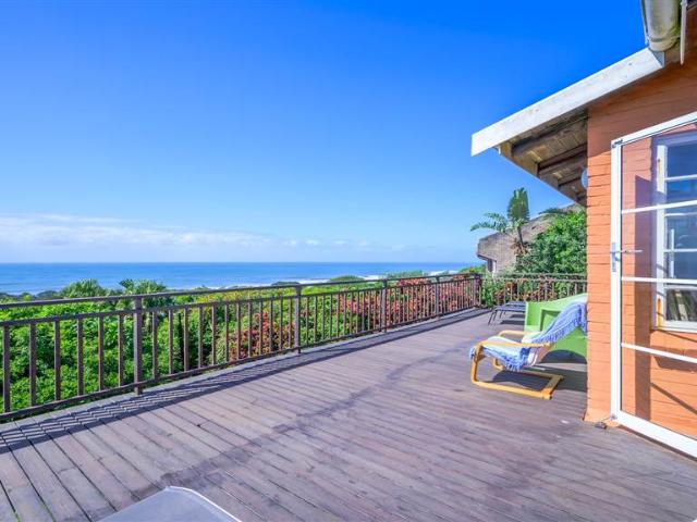 4 Bedroom House in Zinkwazi Beach