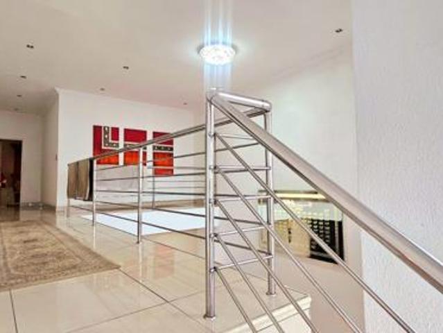 4 Bedroom House in Zinniaville