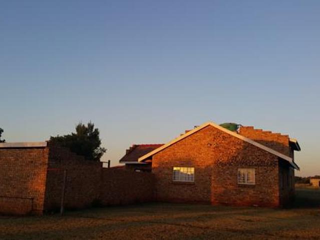 4 Bedroom House in Zuurplaat AH