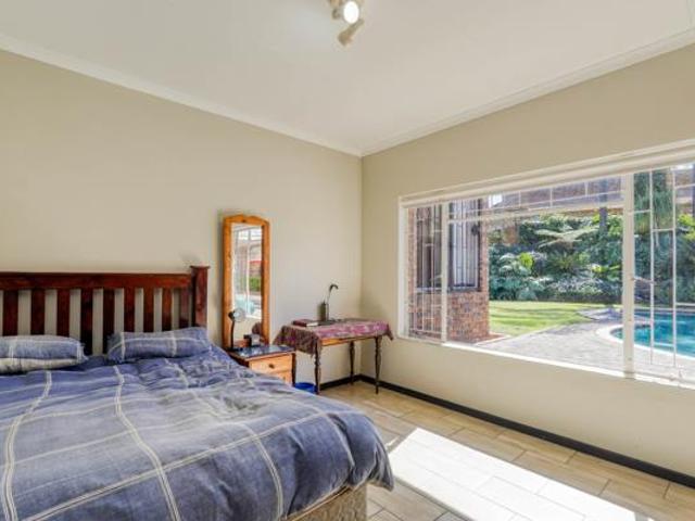 4 Bedroom House in Zwartkop